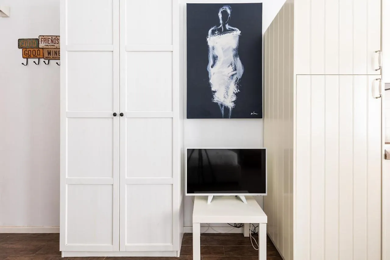 Largo Molina Studio I By Wonderful Italy Bologna